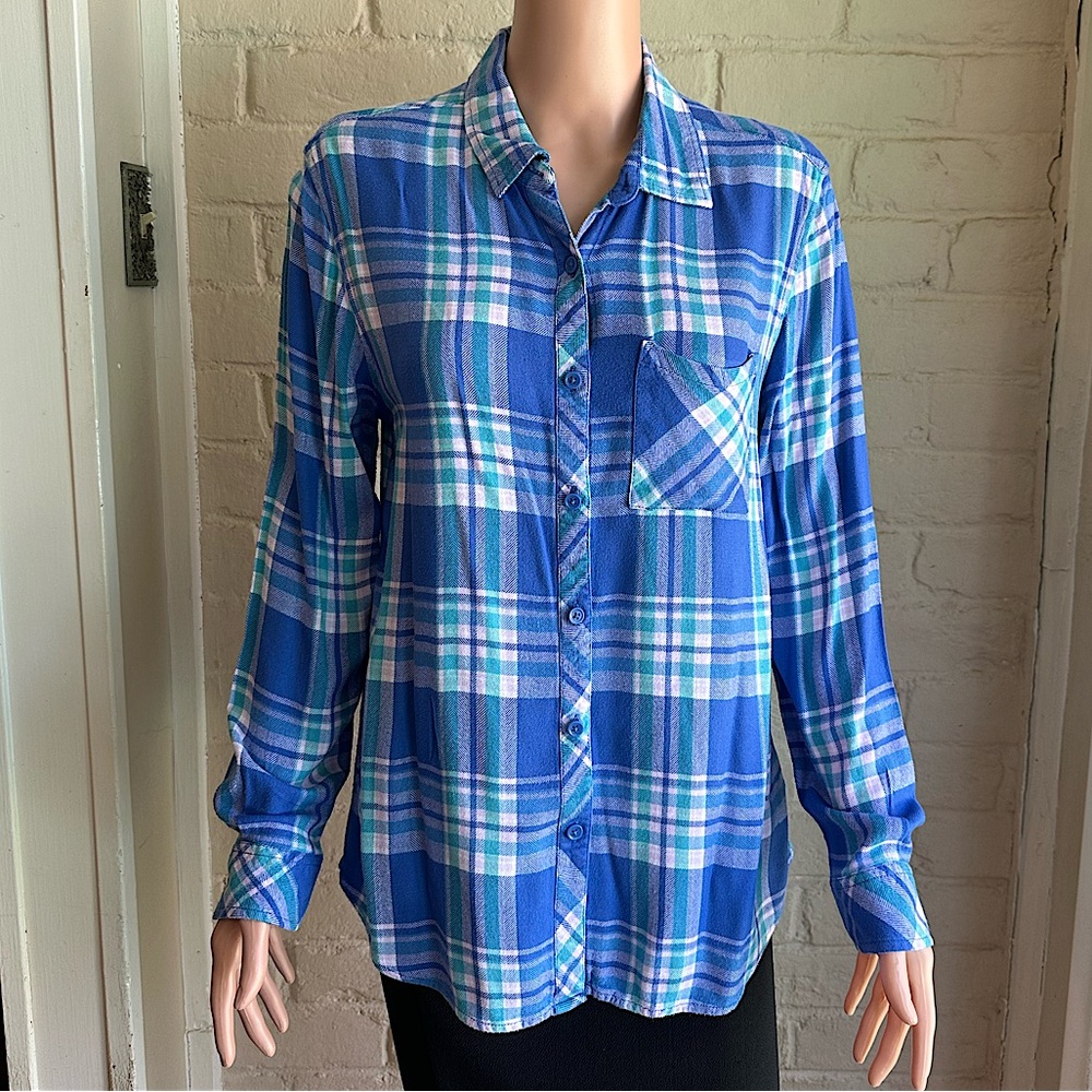 Beachlunchlounge size small blue and pink plaid long sleeve button down
